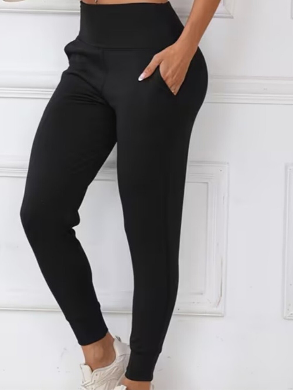 High-Waist Black Slim Jogger XXL